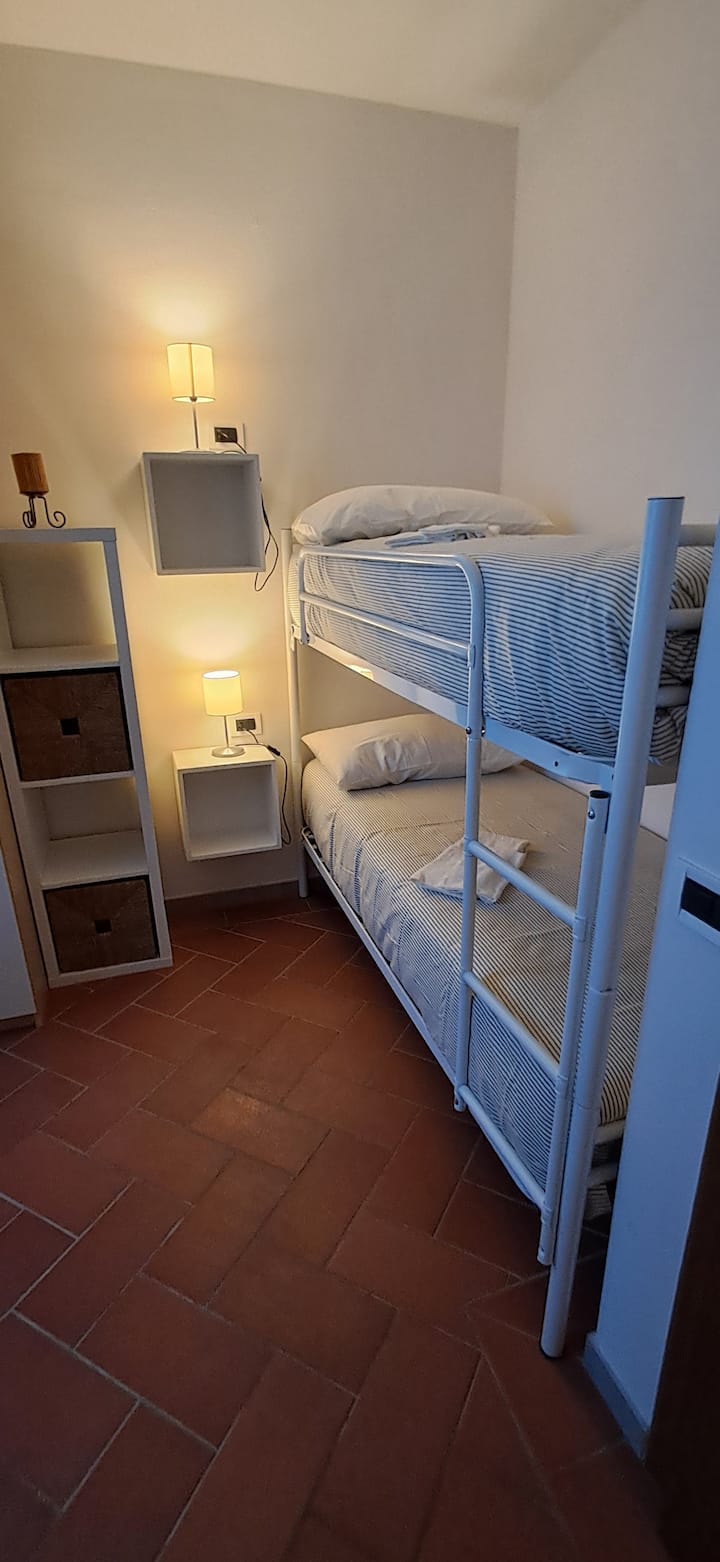 מיטת קומותיים בגודל 80x200