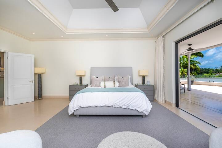 Monkey Manor, Royal Westmoreland