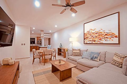 Top performing Airbnb: 401N: Ocean View 2BR, Prime Location & Heated Pool in Baja California Sur