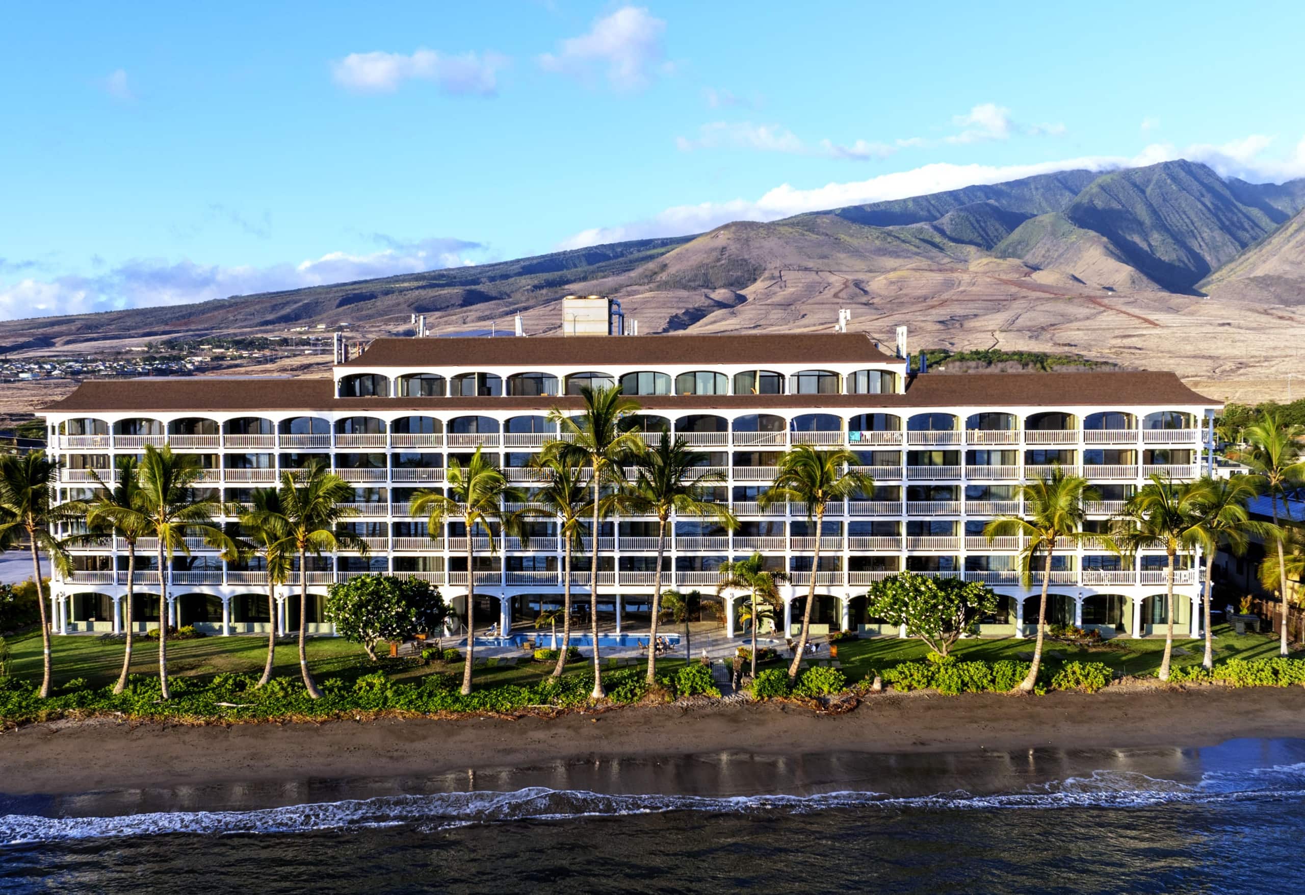 Relaxing Beachfront Studio Retreat – Lahaina Shore - Image 31