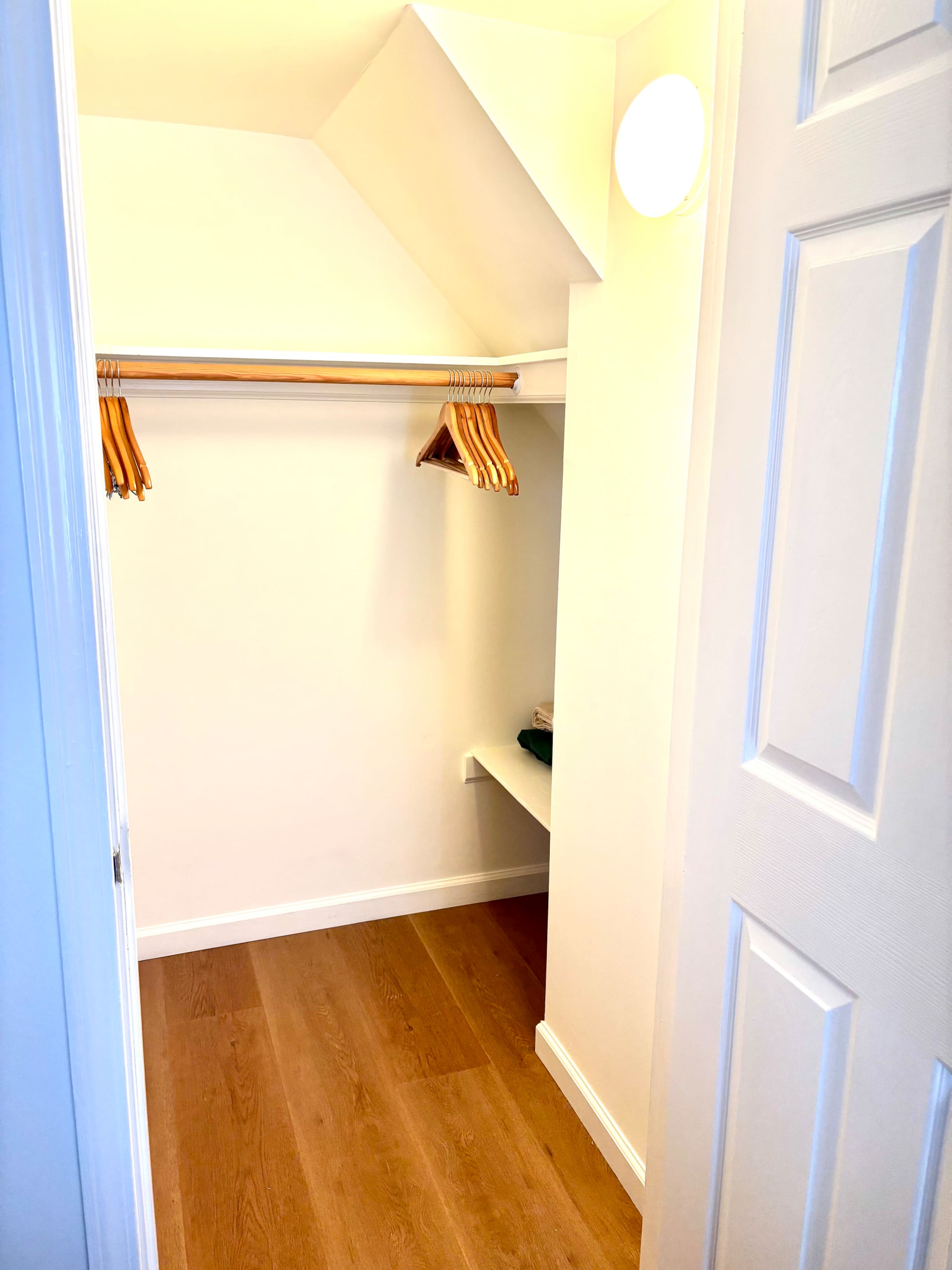 Home in San Francisco · ★4.95 · 4 bedrooms · 5 beds · 2 baths - Image 25
