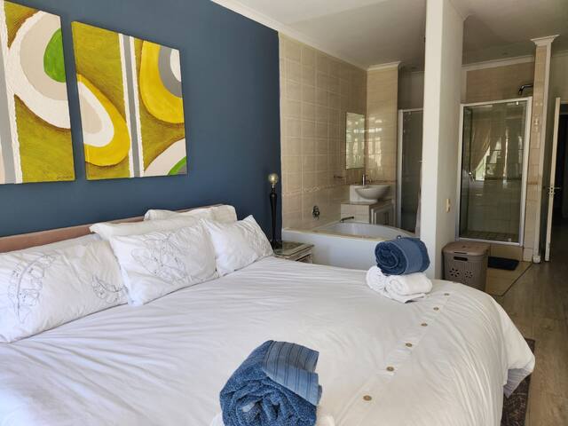 Seaside Village CG4 gallery image 4