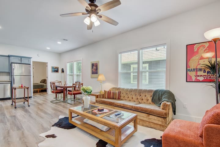 Pearl District Retreat - Tulsa, OK