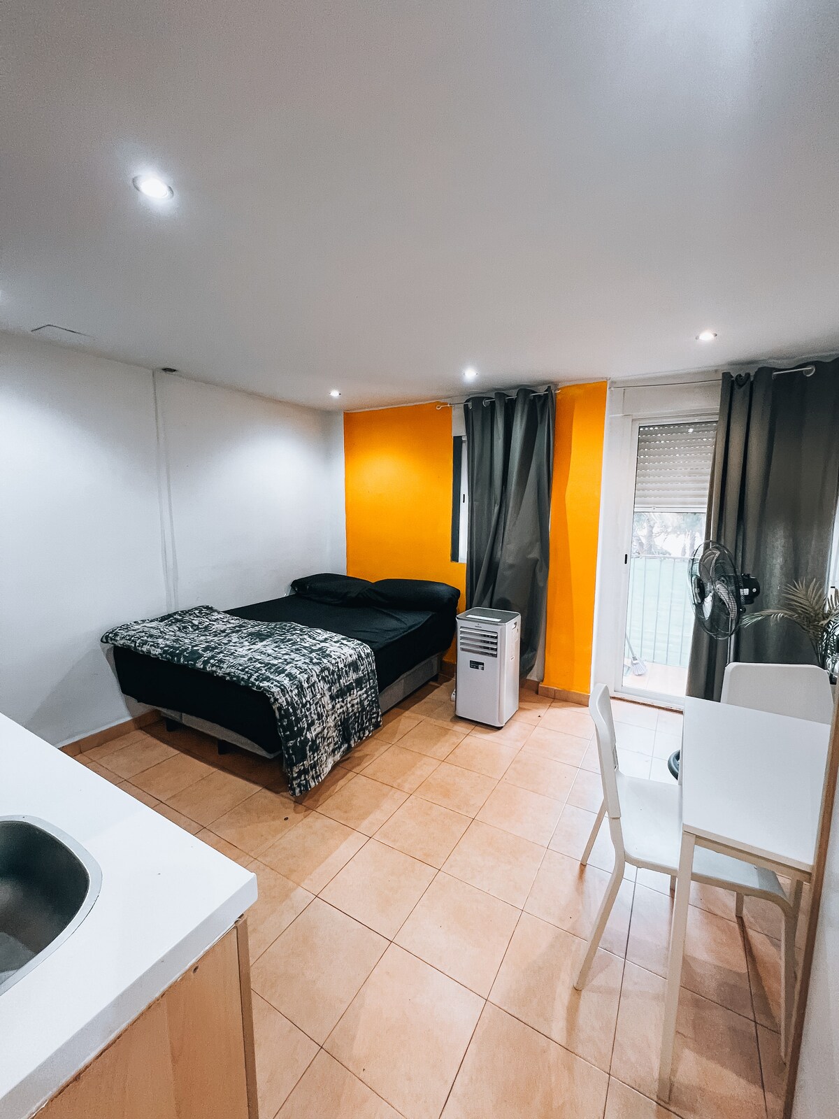 Photo inspiration: Fresh Look at Private Mini Studio Apartments For Rent In València Comunidad