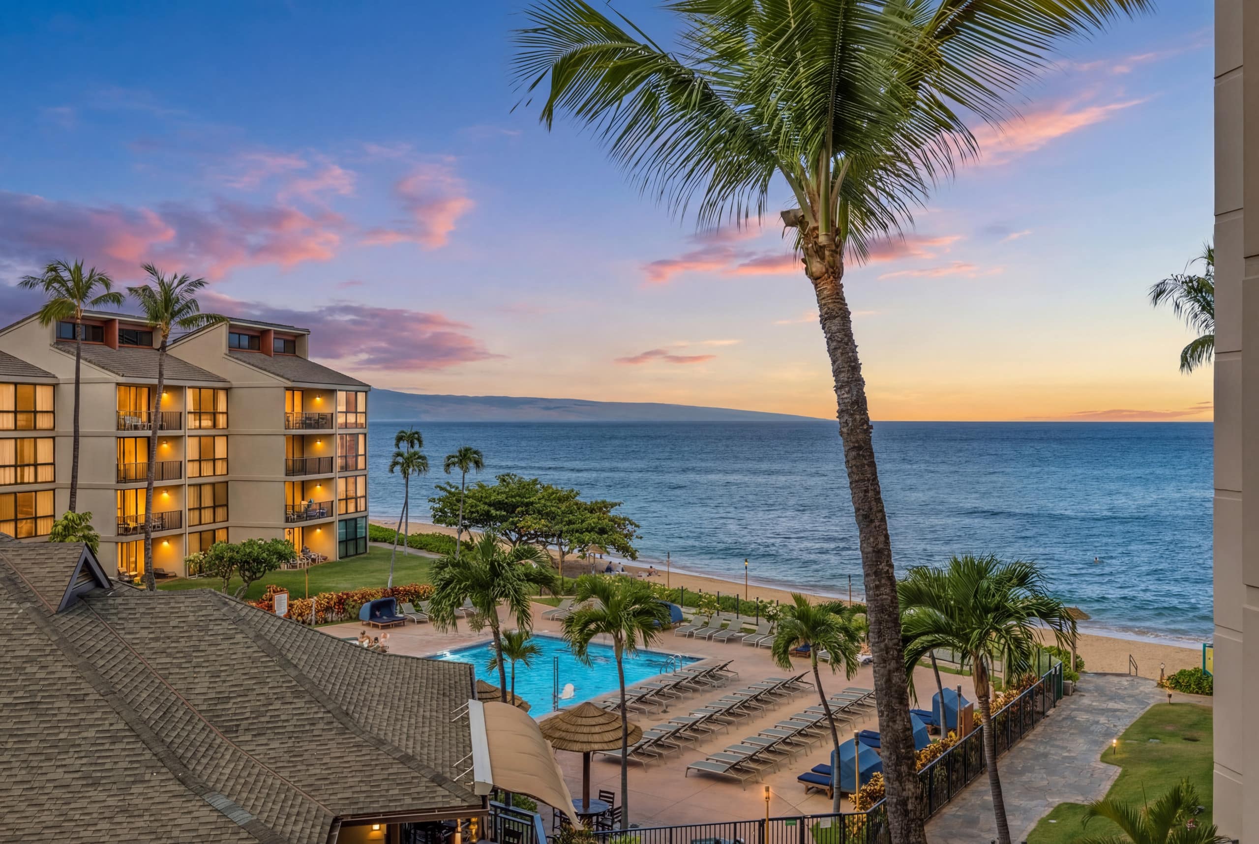Condo in Lahaina · ★5.0 · 1 bedroom · 2 beds · 1 private bath - Image 31