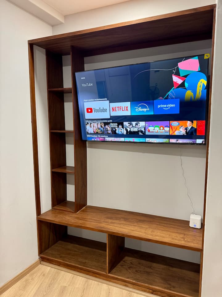 55 inch smart-tv voor meer plezier.