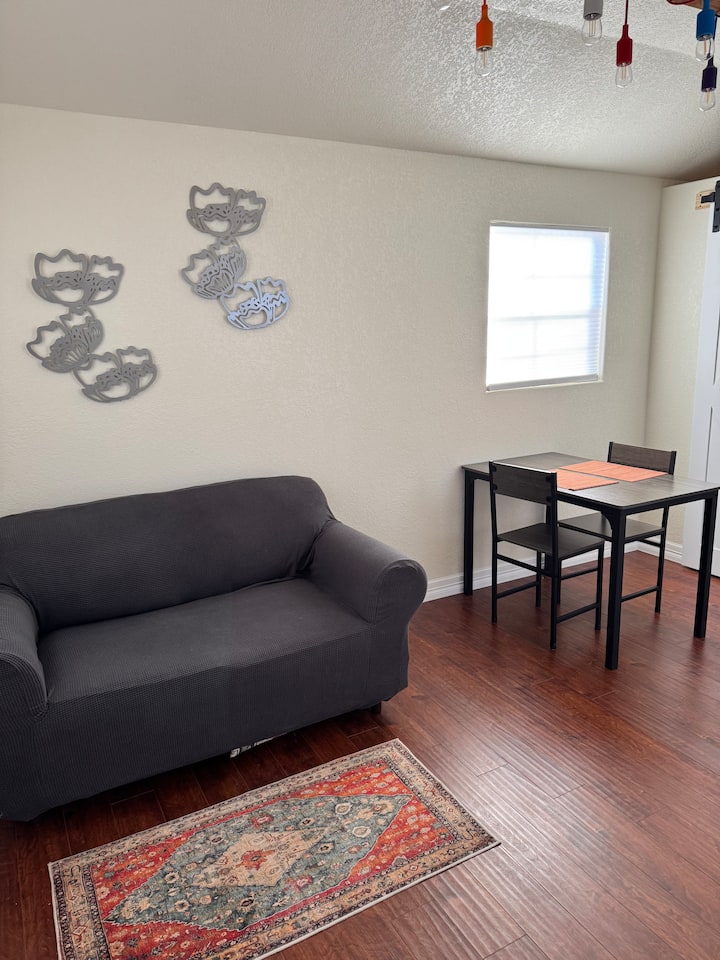 Tiny Home Beatiful Casita (3) Alamo Ranch Area. - San Antonio