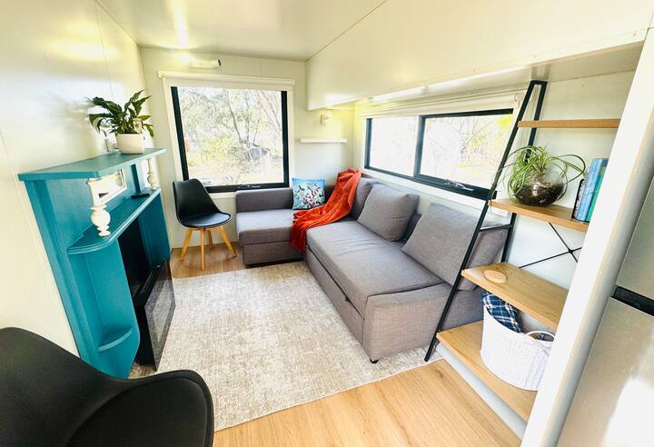 Kingfisher Retreat- Tiny House
2.5hrs Ne From Melb - Glenrowan