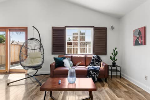 Jane's Home (CS) | Spacious 3B Home + HVAC