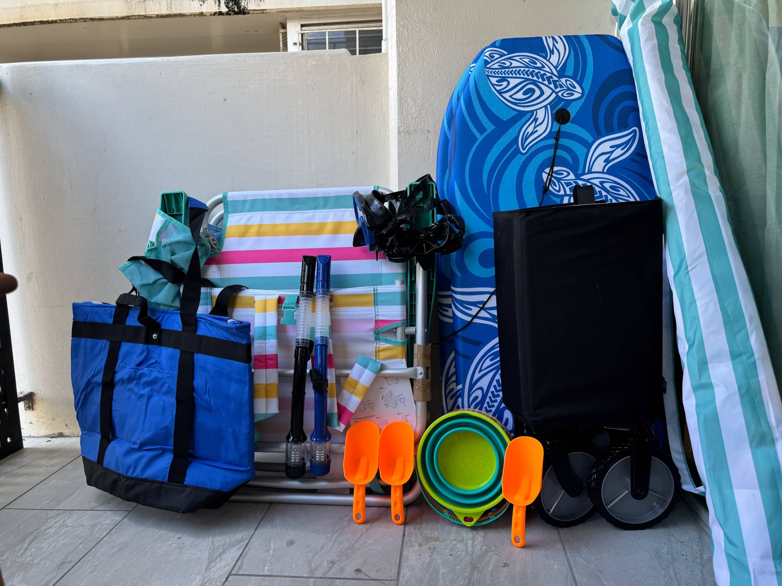 NEW Modern Luxury Cove, Free Parking, 3m to Beach - Image 15