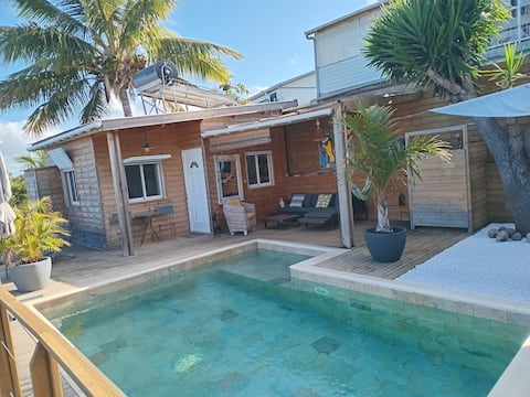 Successful Airbnb property: Bungalow - St Leu in Saint Leu
