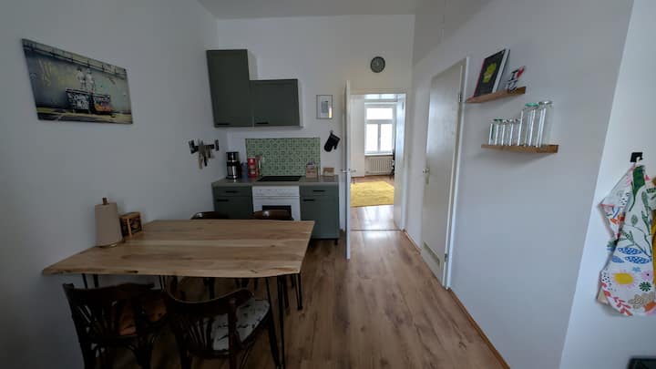 Zentrale Wohnung In Bonn - Bonn