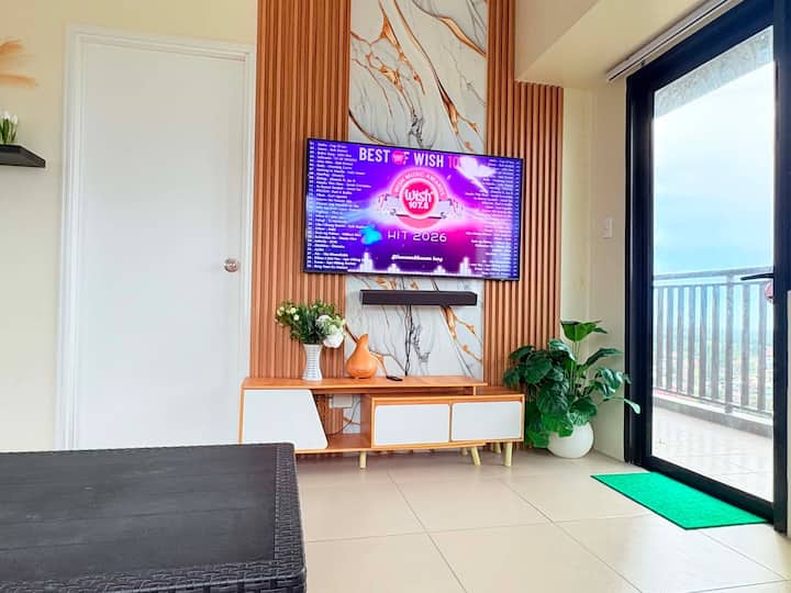 1 Bedroom Unit With Balcony By Sol Y Brisa - Tagaytay