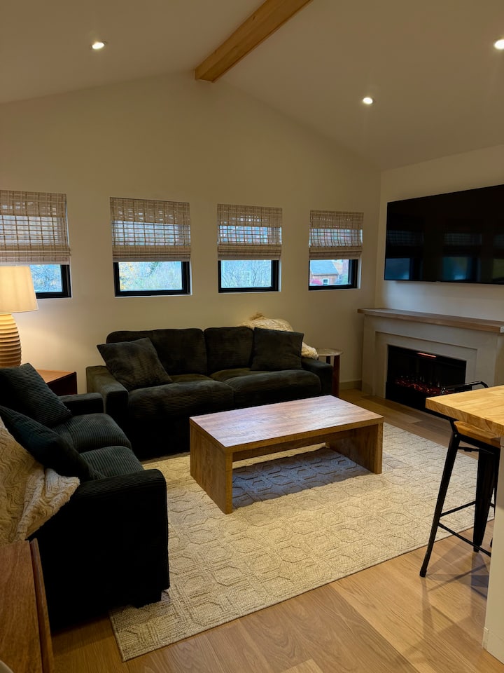 The Evergreen Bungalow – Cozy Catskills Retreat - Hunter, NY