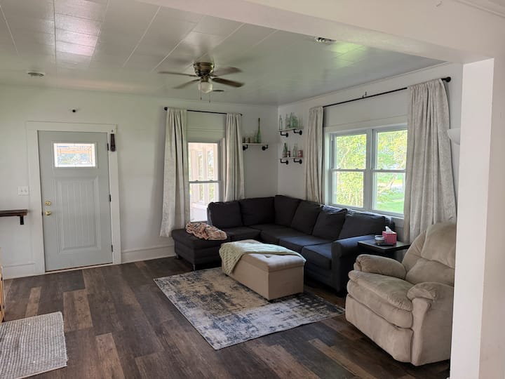 Charming 2-bedroom House In Black River Falls, Wi. - Black River Falls, WI