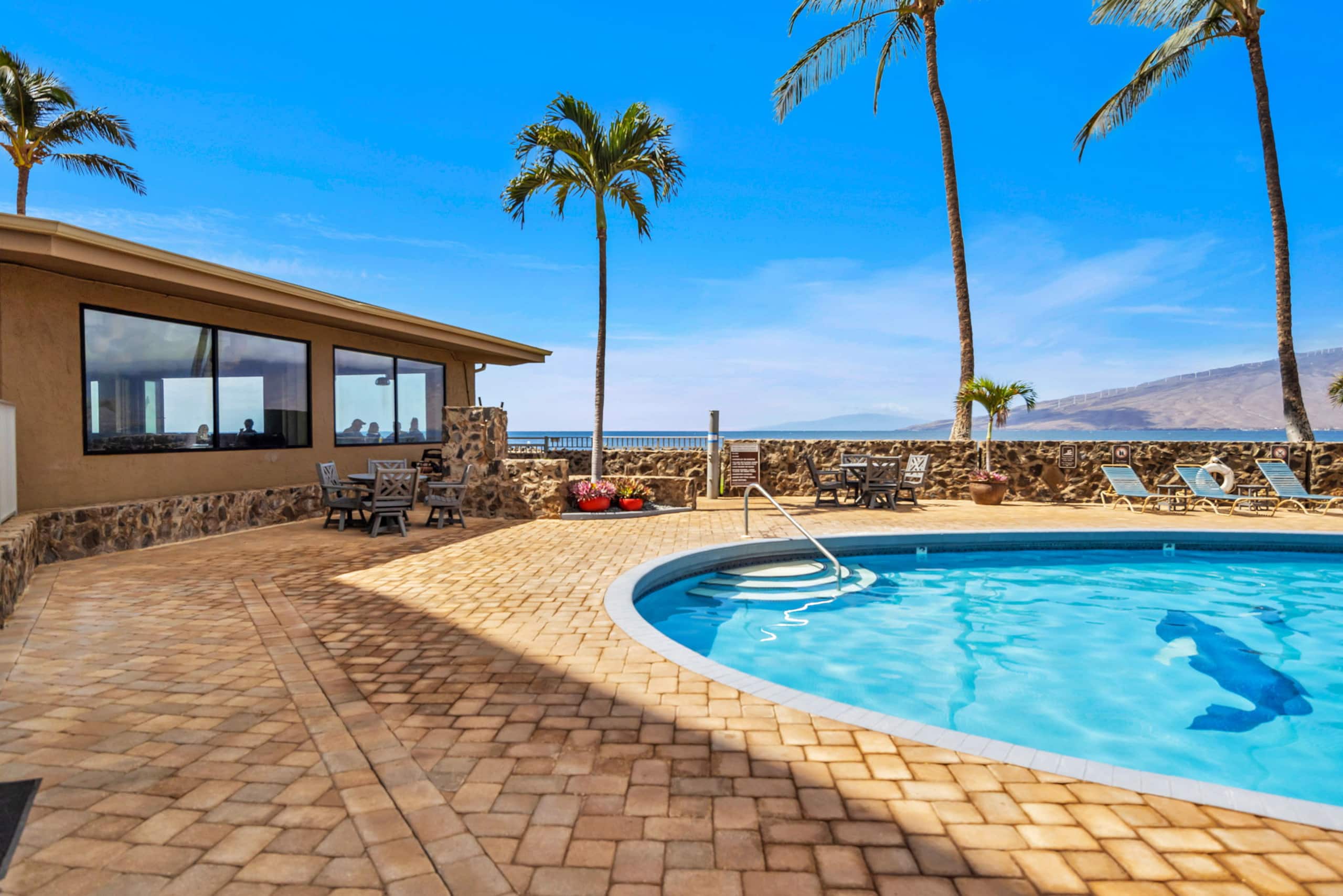 Condo in Kihei · ★4.82 · 2 bedrooms · 4 beds · 2 baths - Image 35
