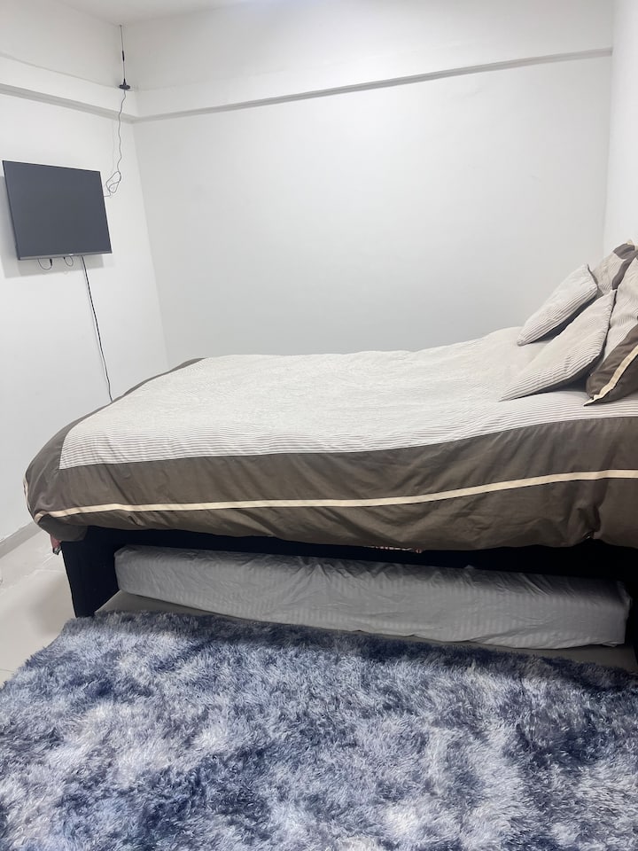 غرفة النوم 1