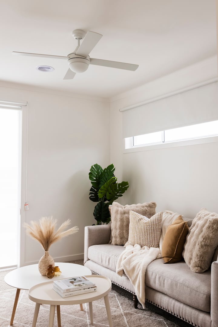 The Executive, A Stylish Home With Natural Light. - Ballarat