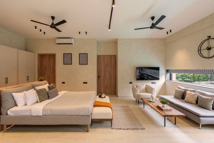 4BHK Cielo House – Luxe Pool & Bonfire