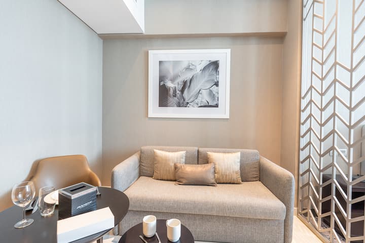 Chic Canal-viewstudio By Czechin Pool & Gym Access - Dubai
