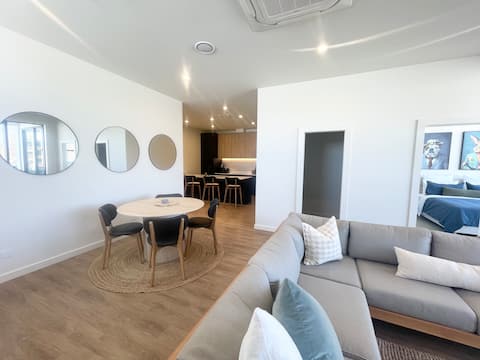 * Love Our Loft * Luxury Accommodation * NapierCBD