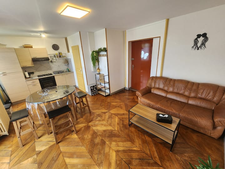 Le Clos Mauron - N°12 - Gray