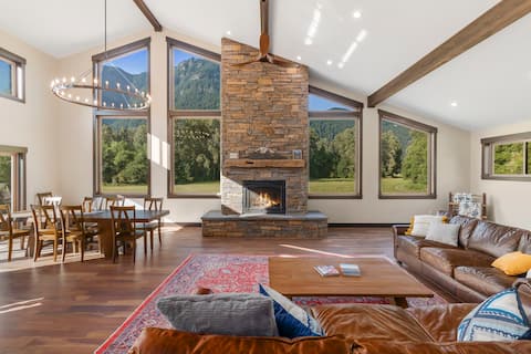 Riverfront Estate with Panoramic Mountain Views