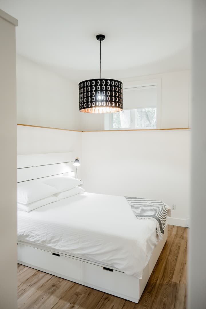 Blinds zenye injini nyeusi