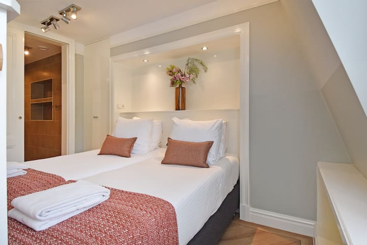 Park Central Royal 82g | Penthouse - La Haya