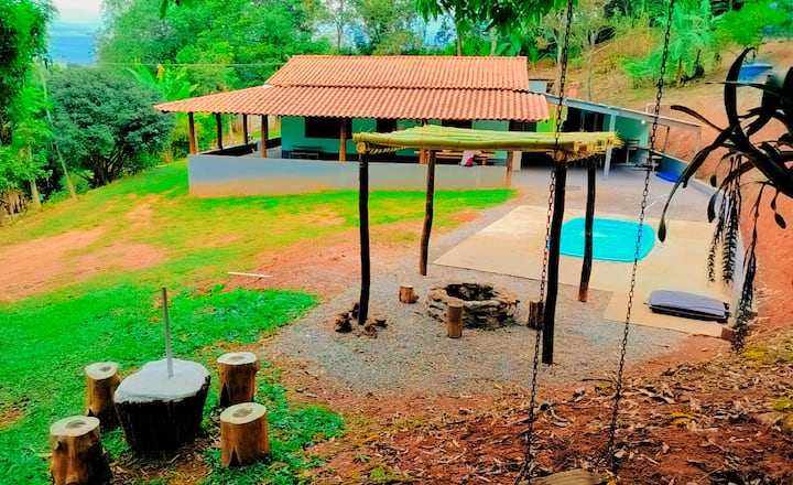 Chácara Com Piscina, Riacho E Natureza
10 Pessoas - Socorro