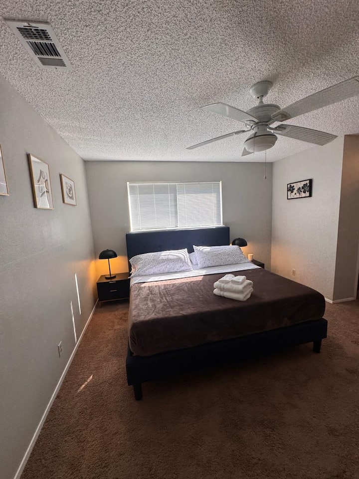 غرفة النوم 1