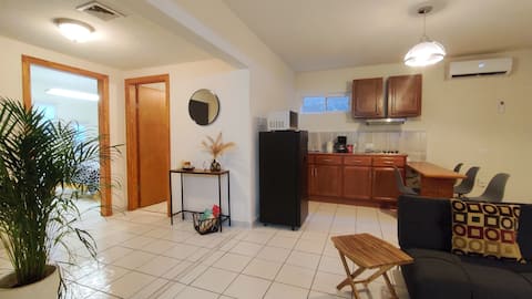 Top performing Airbnb: Apartment 4 NON "1", spacious and well located in Chihuahua