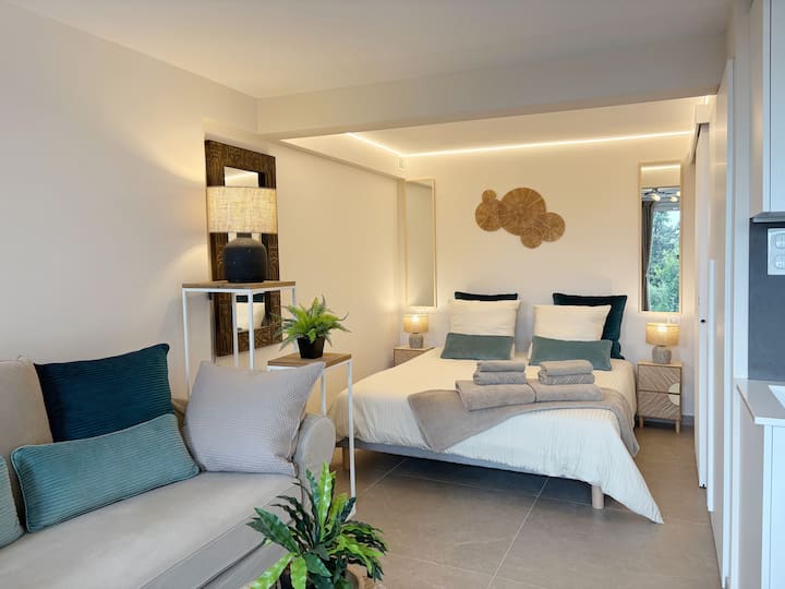 Vue Mer Panoramique Studio Luxe Designterrasse - Vence