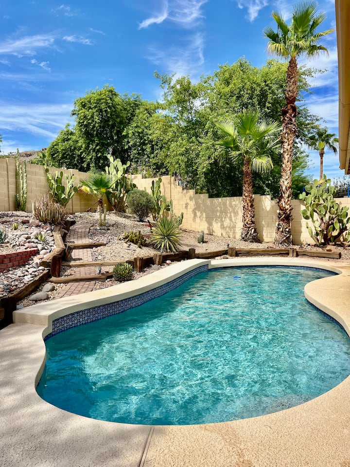 Sun House | Private Pool | Steps To Park & Trail - Mystery Castle