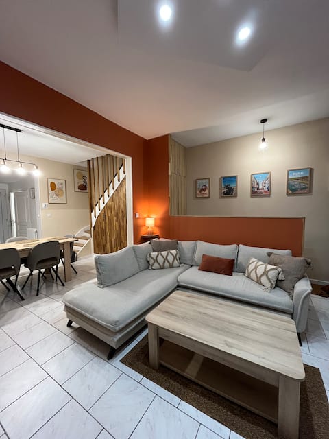 Popular Airbnb listing: Coco & Lili's Home in Étaples