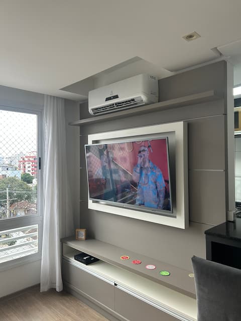 Airbnb em destaque: Cozy apartment, 4.5 km from downtown POA. em Partenon