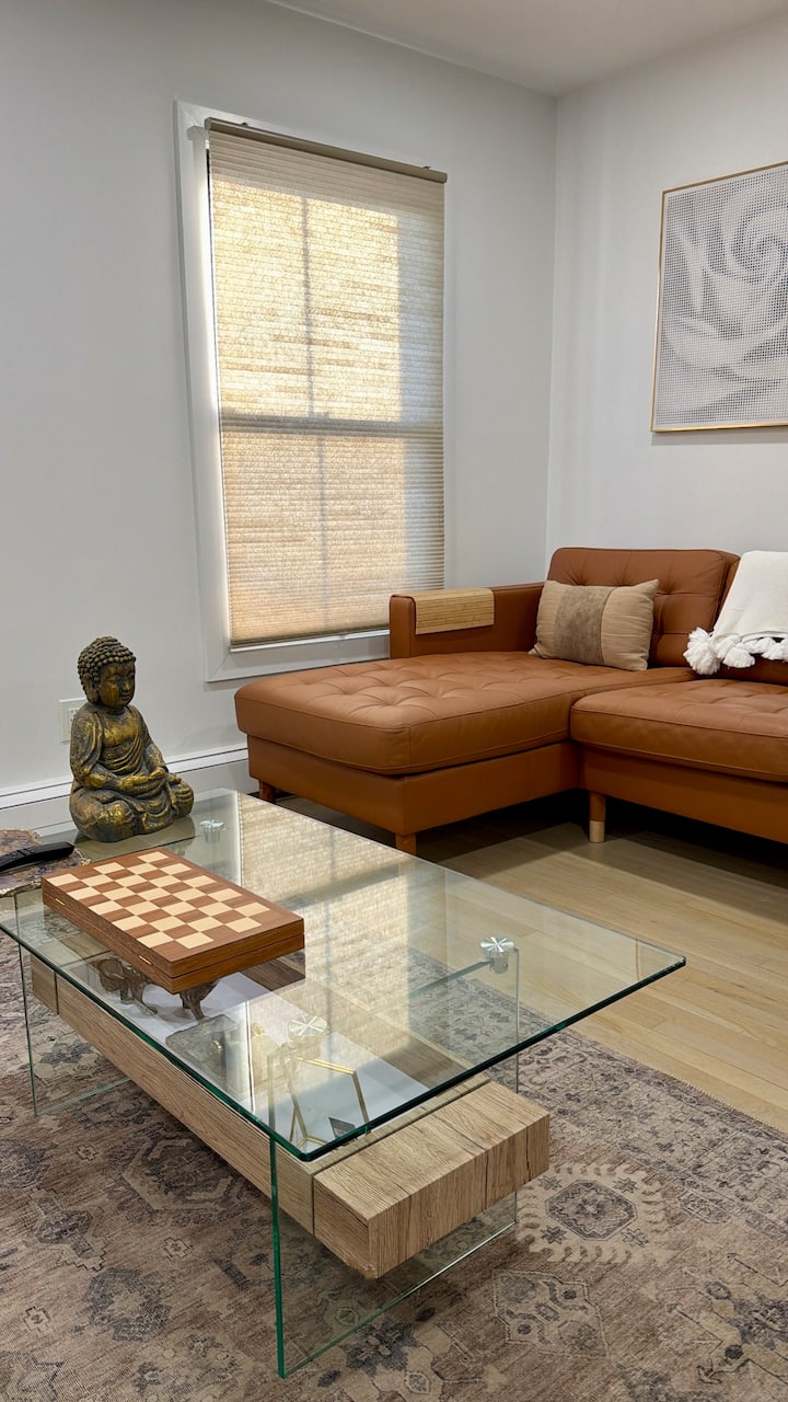 Modern Home • Near Ubs Arena, Belmont Race Track - Garden City, NY