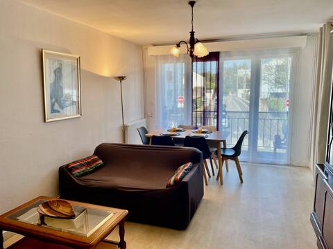 Successful Airbnb property: Appartement dans un quartier calme in Breil Barberie