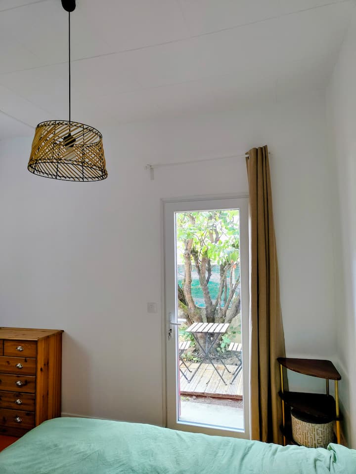 غرفة النوم 2