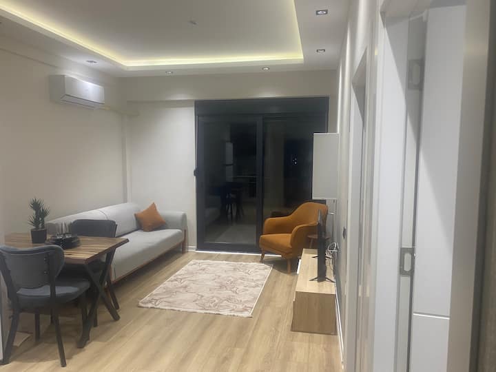 Herşey Ile Yepyeni Havalimanı Ve Denize çOk Yakın - Antalya