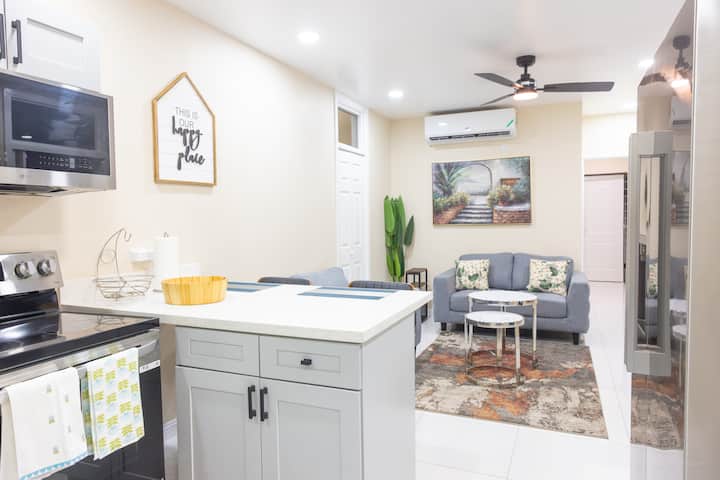 West Grove Unit 3-3br/3ba, Pool, Secure - Kingston, Jamaica