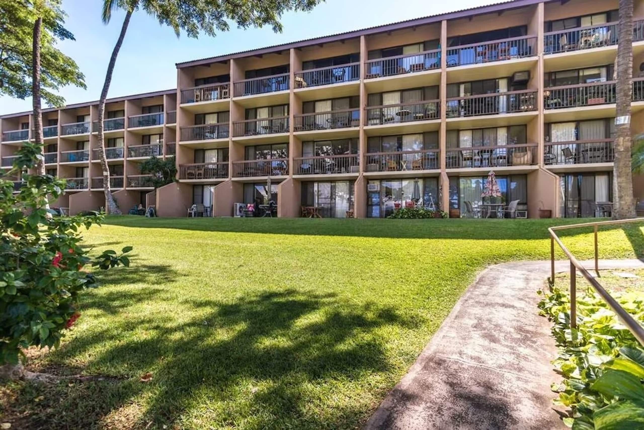 Condo in Kihei · ★4.75 · 1 bedroom · 2 beds · 1 private bath - Image 36