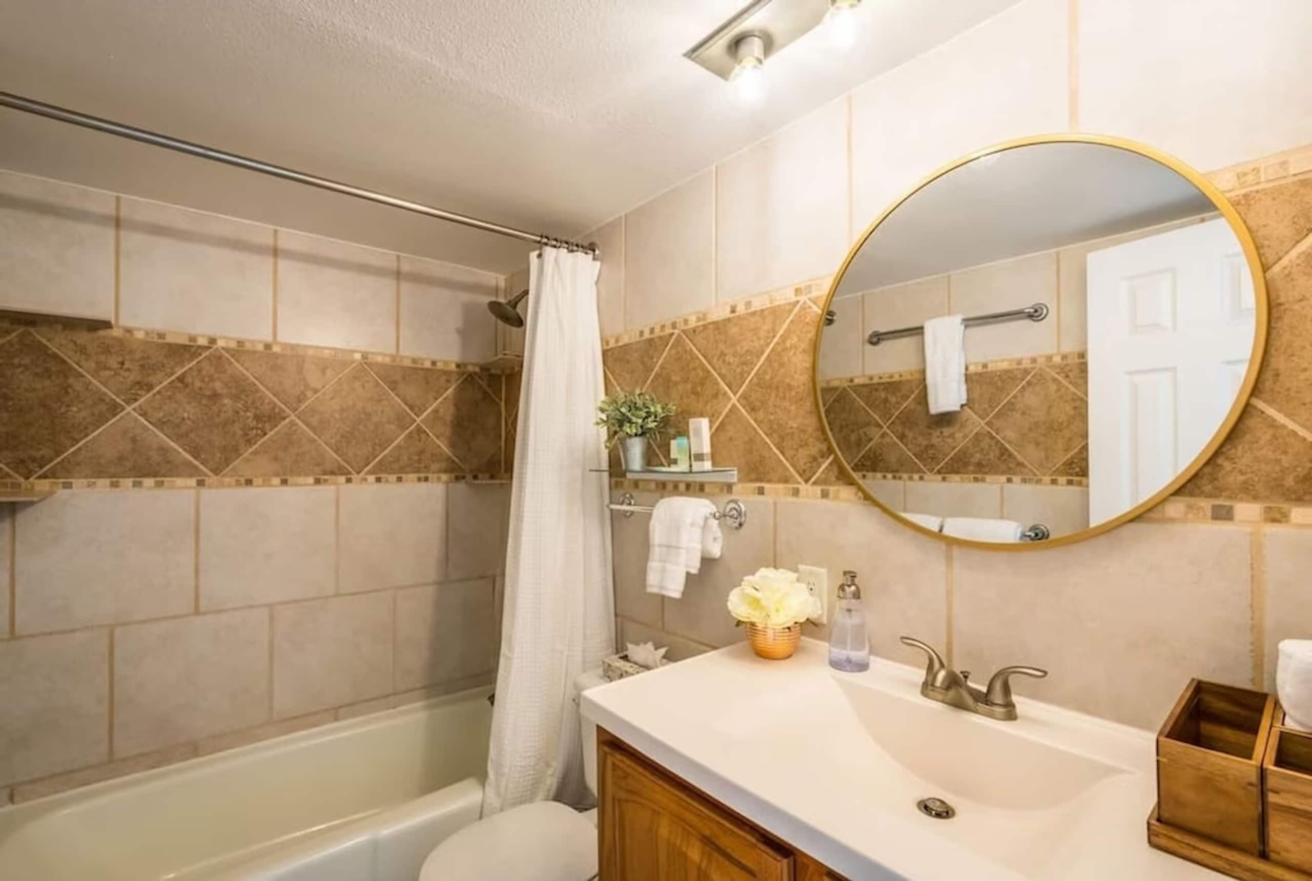 Condo in Kihei · ★4.75 · 1 bedroom · 2 beds · 1 private bath - Image 22
