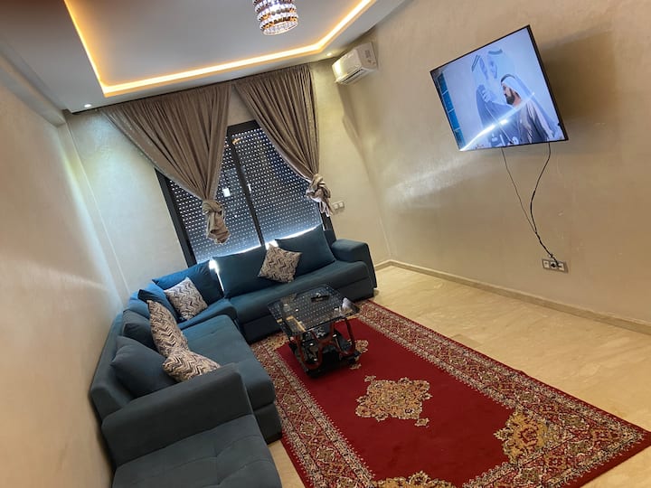 Spacious 2 Beds, 2 Full Baths/2balconies - Casablanca