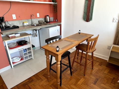 Top Airbnb: Studio with Beautiful View in Copan em República