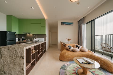D'Capital-C1 LakeView 3BRApartment w. HeaterDryer