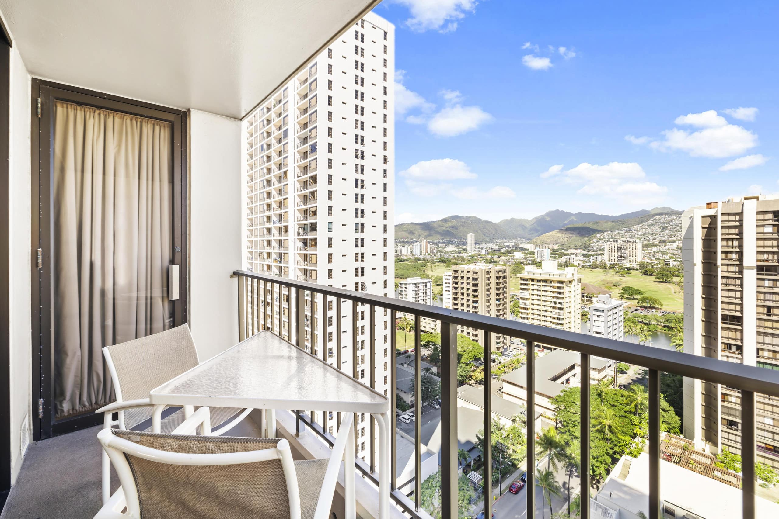 23rd Fl Waikiki Sunset | Pool | Parking | Mtn View - Image 4