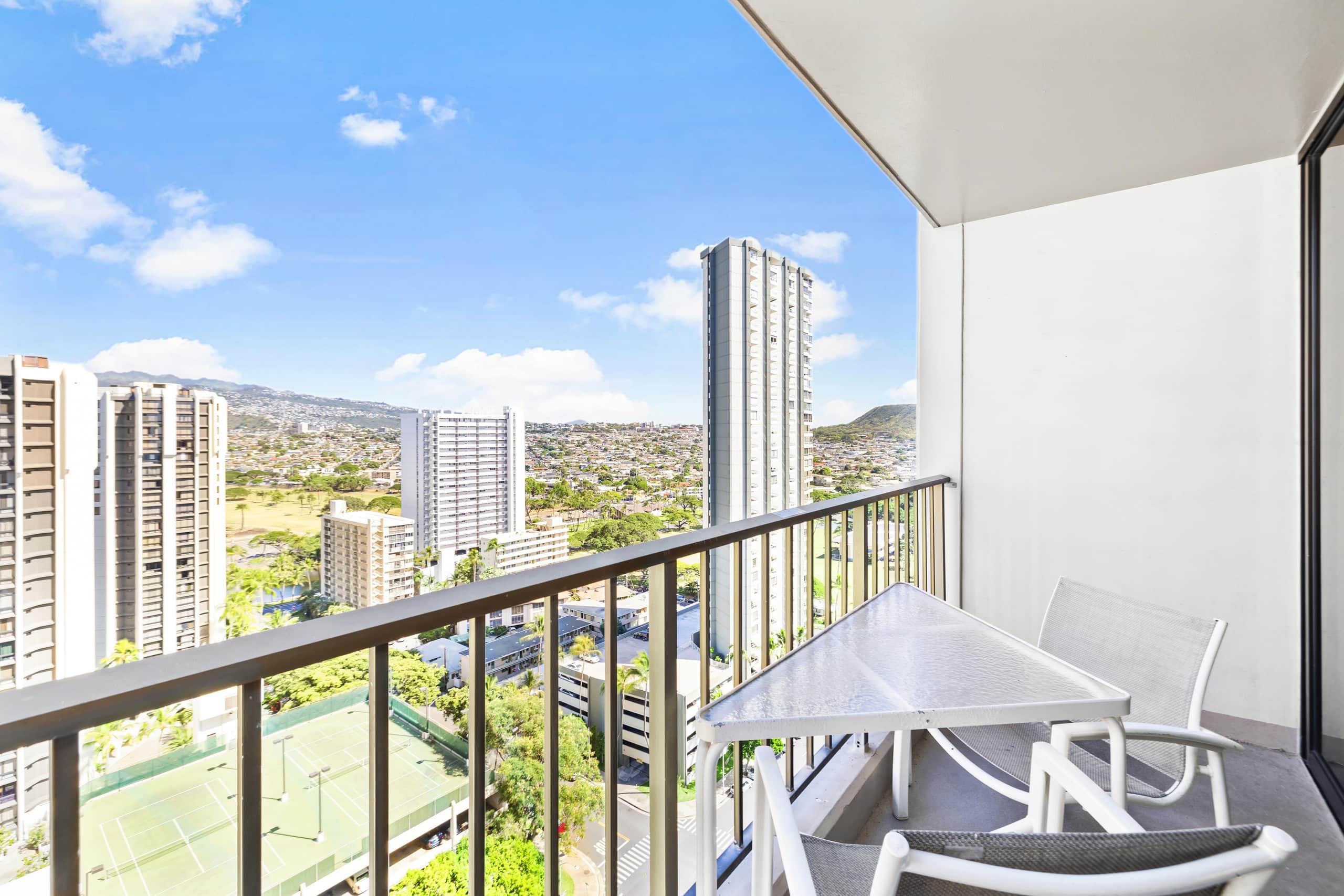 23rd Fl Waikiki Sunset | Pool | Parking | Mtn View - Image 2