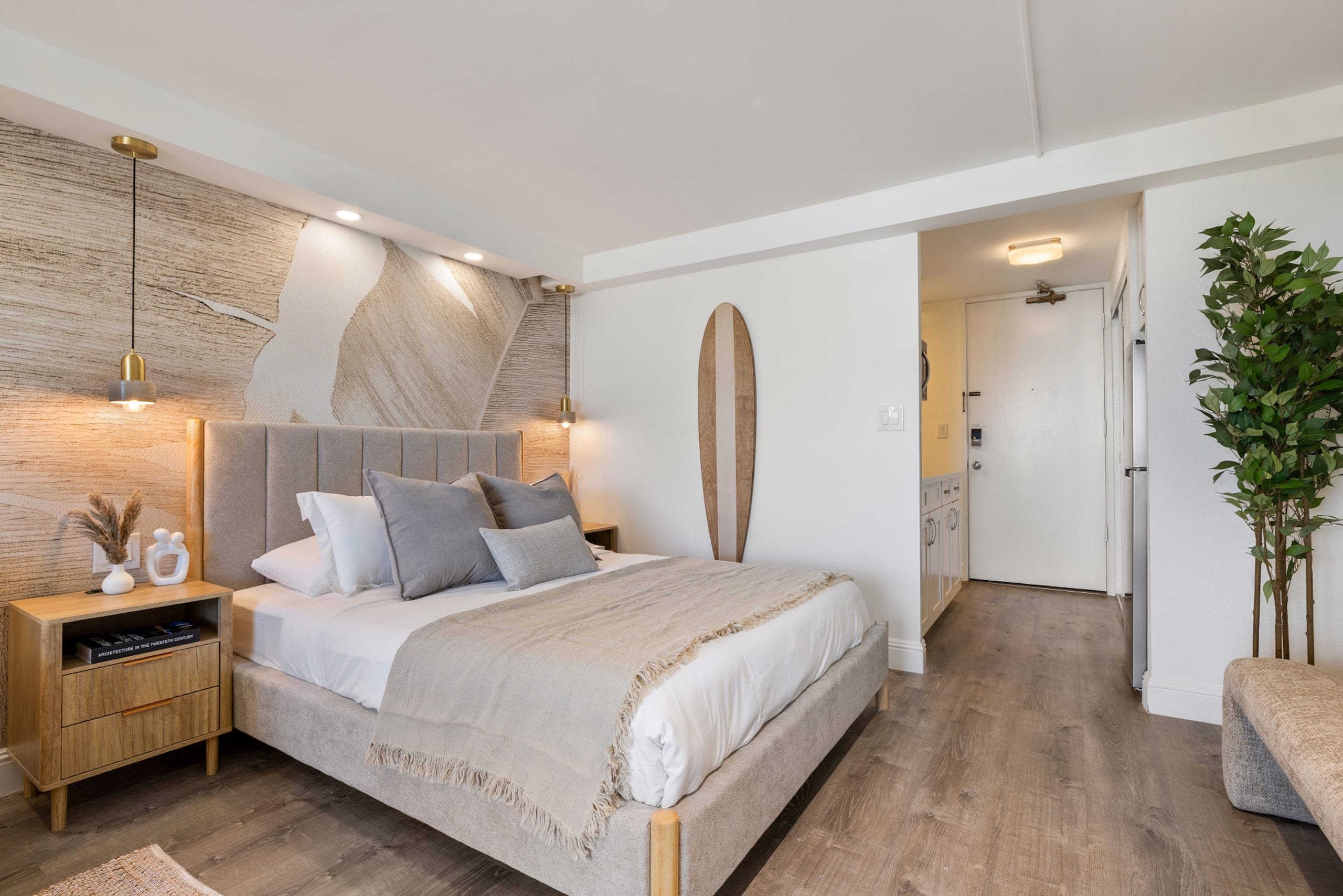 Endless Blue Horizon – Luxury Oceanview Stay - Image 14