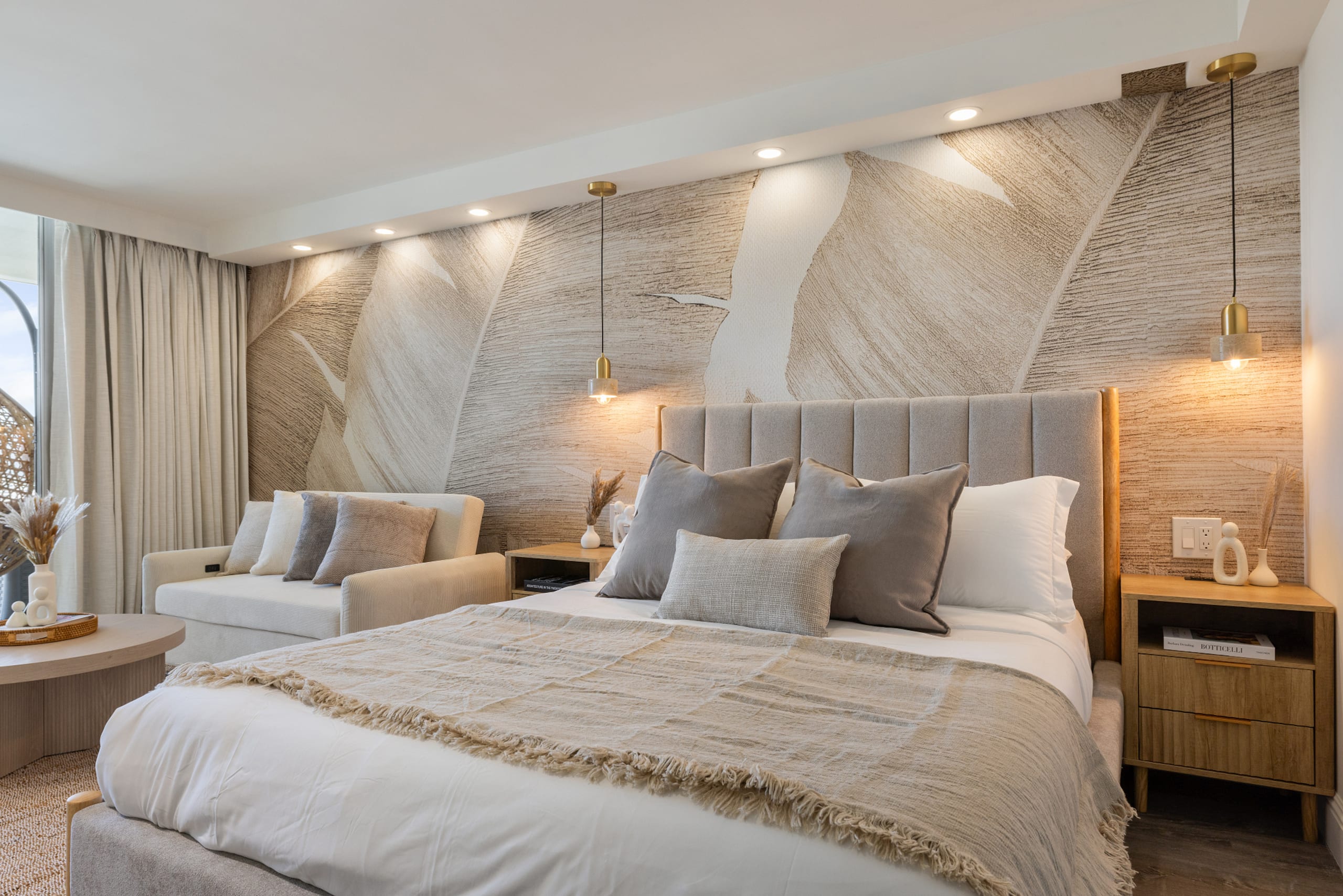 Endless Blue Horizon – Luxury Oceanview Stay - Image 10